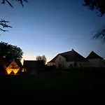 Domaine de Cazal - Gîte 4 pers avec piscine au cœur de 26 hectares de nature préservée Casa vacanze *