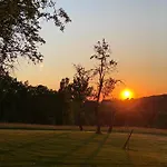 Casa vacanze Domaine de Cazal - Gîte 4 pers avec piscine au cœur de 26 hectares de nature préservée Saint-Cyprien (Dordogne)