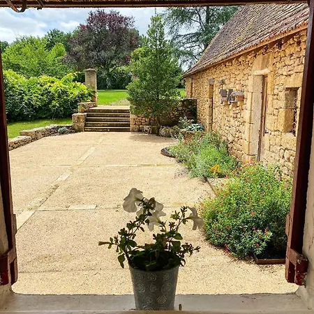 Hébergement de vacances Domaine De Cazal - 4 Pers *